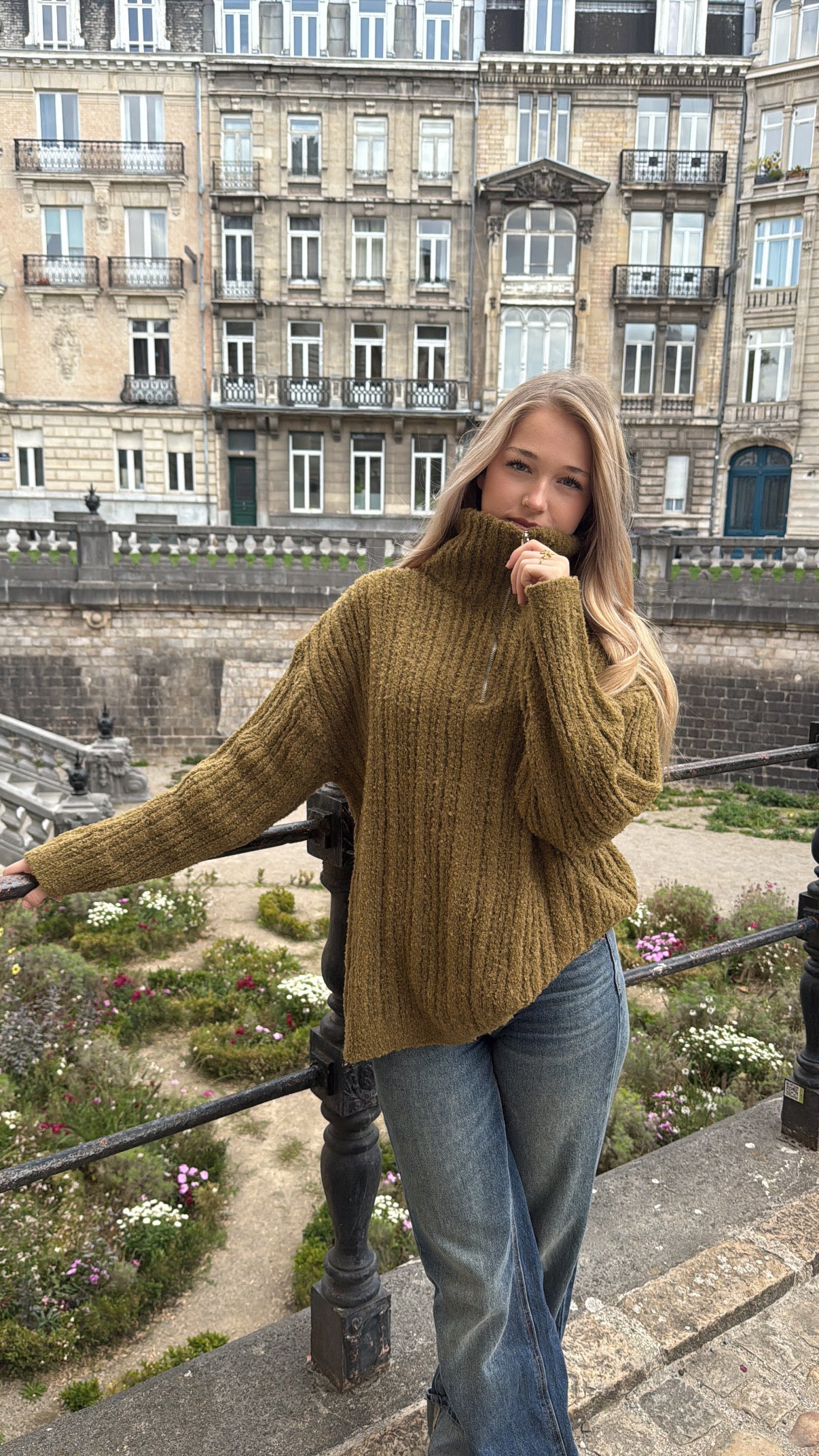 Pull à Col Zippé - vert olive